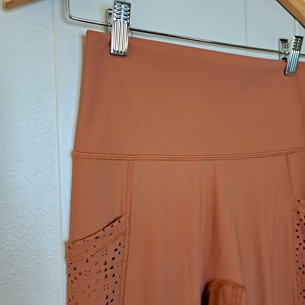 Aerie Chill Play Move Leggings Size M High Waisted Pockets Laser Cut Sides Rust - Picture 6 of 11